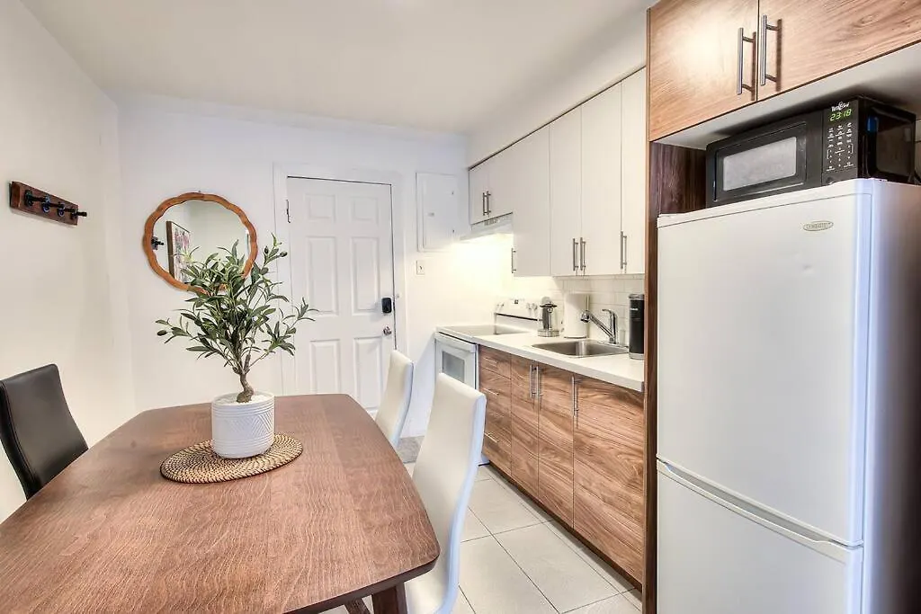 Plateau Escape & Nightlife Adventures! Downtown Super Value! Full 1Br Apartments Montreal 0*,