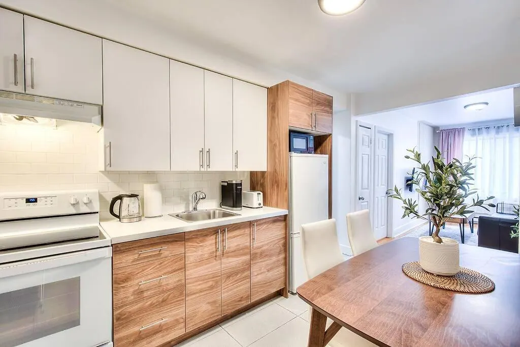 Plateau Escape & Nightlife Adventures! Downtown Super Value! Full 1Br Apartments Montreal 0*,  Canada